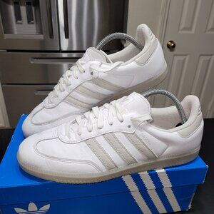 Adidas Samba Mens Size 9.5 Womens Size 10.5  OG ORIGINALS White / Grey Sneakers